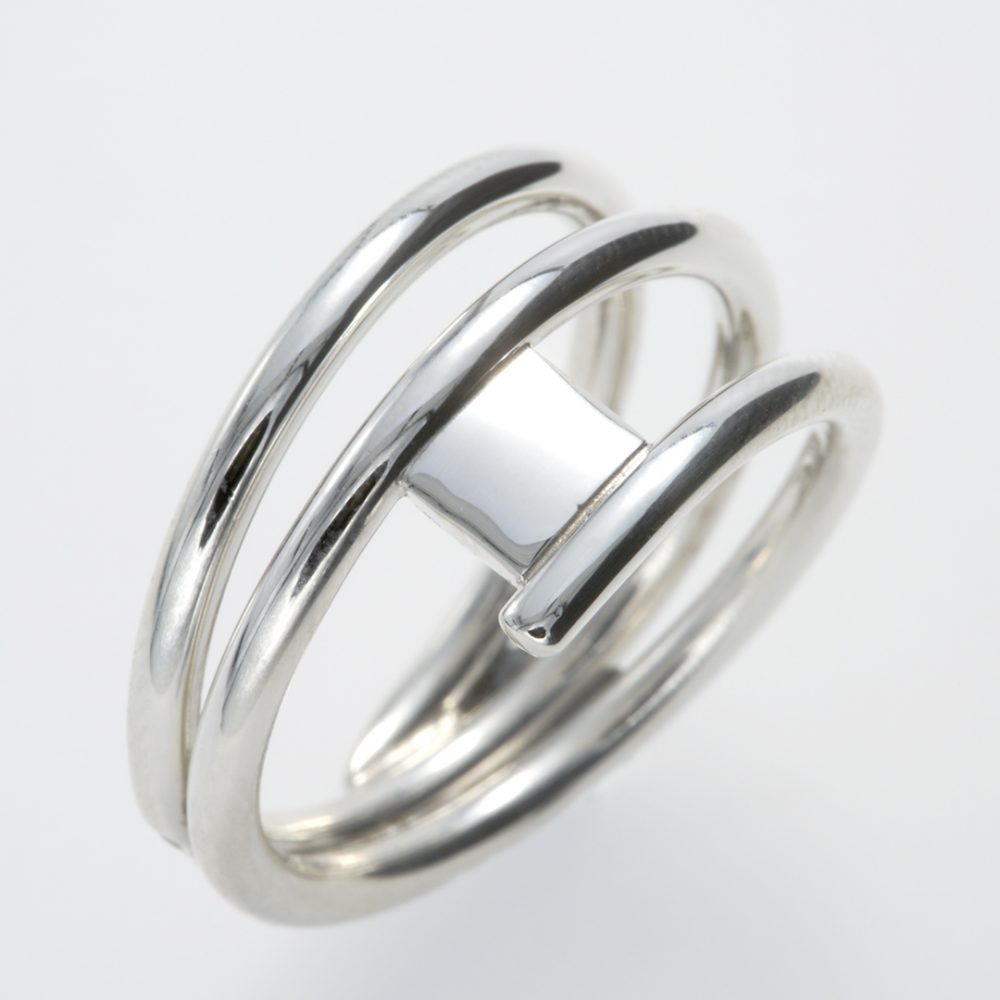 Silver ring with square