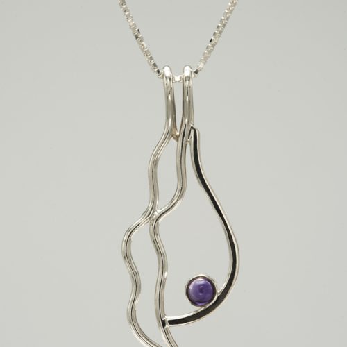Silver necklace with amethyst