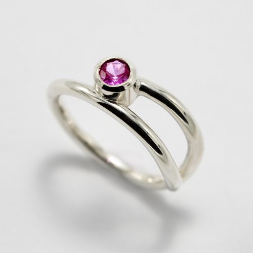 Silver ring with cubic zirconium